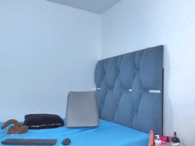 madelinsquit live cam on BongaCams