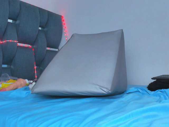 madelinsquit live cam on BongaCams