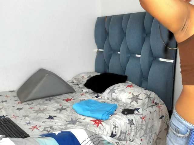madelinsquit live cam on BongaCams
