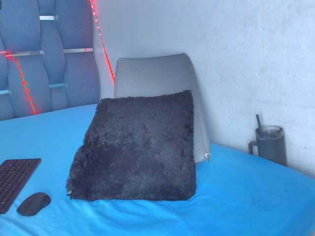 madelinsquit live cam on BongaCams