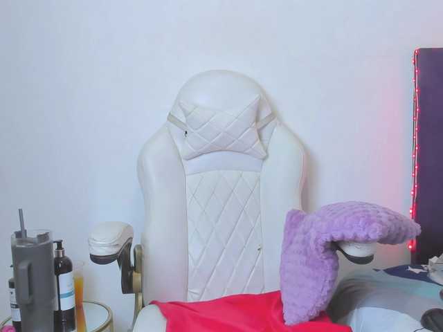 madelinsquit live cam on BongaCams