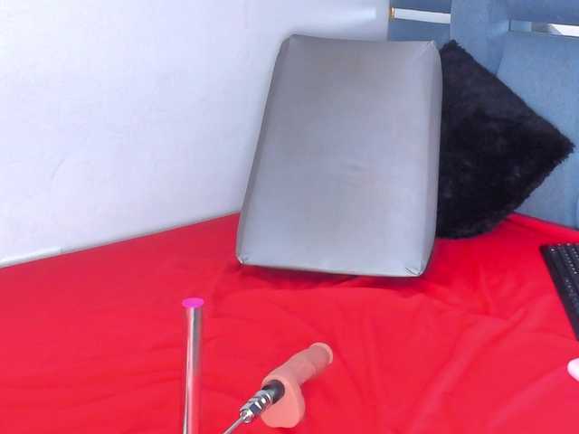madelinsquit live cam on BongaCams