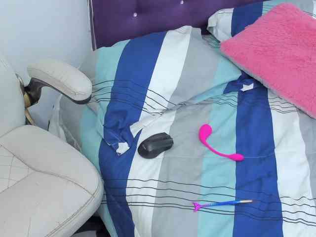madelinsquit webcam