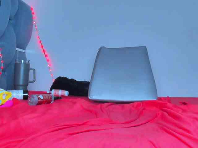 madelinsquit webcam