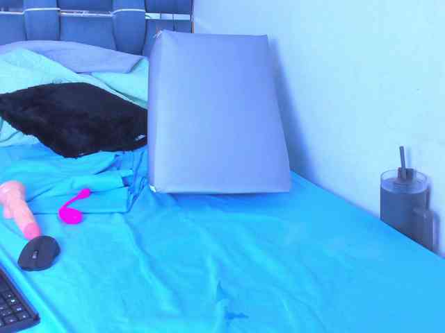 madelinsquit webcam