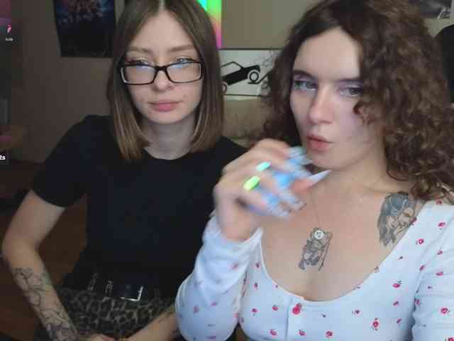 Maoandlulu's cam show statistics and live stream