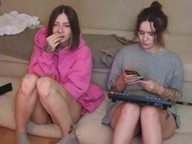 MaoandLulu webcam