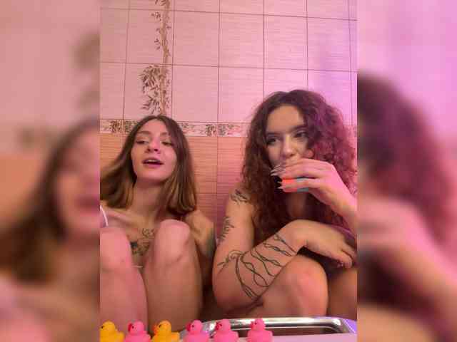 MaoandLulu Live Webcam on BongaCams