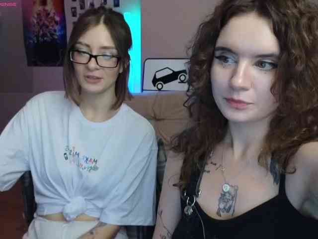 online web cam show MaoandLulu