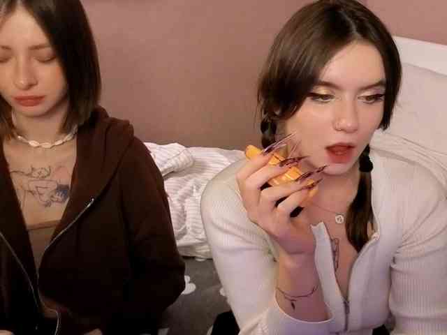 MaoandLulu webcam