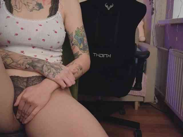Maoandlulu's cam show statistics and live stream