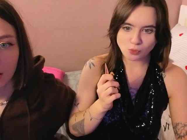 MaoandLulu webcam