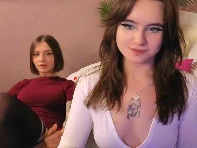 هذا النموذج مباشر الآن. MaoandLulu