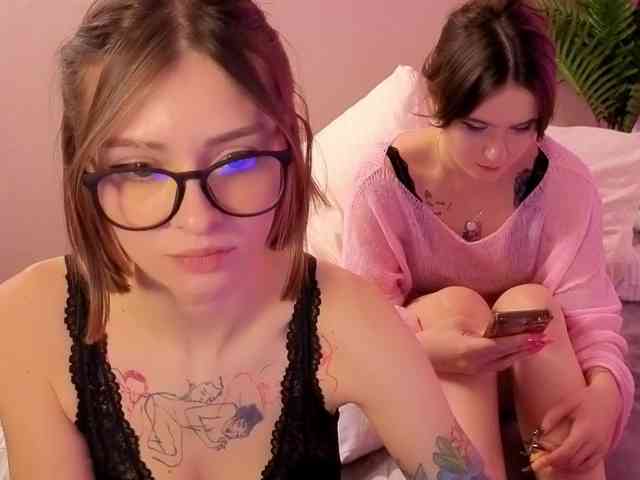 MaoandLulu webcam