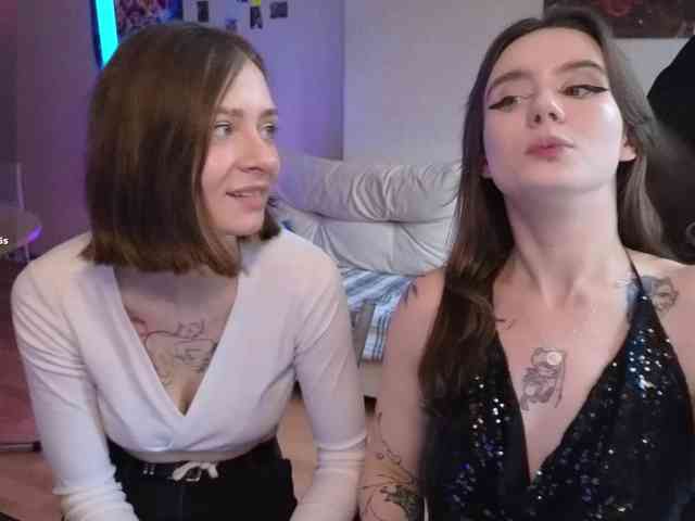 MaoandLulu webcam
