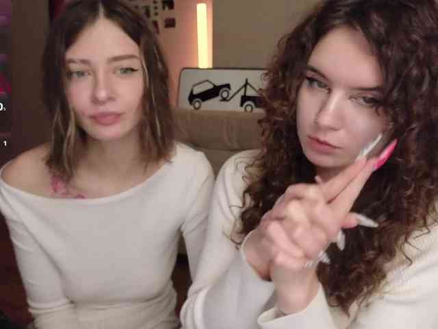 MaoandLulu webcam