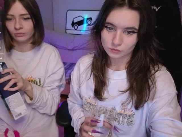 online web cam show MaoandLulu