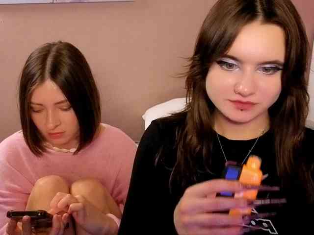 MaoandLulu webcam
