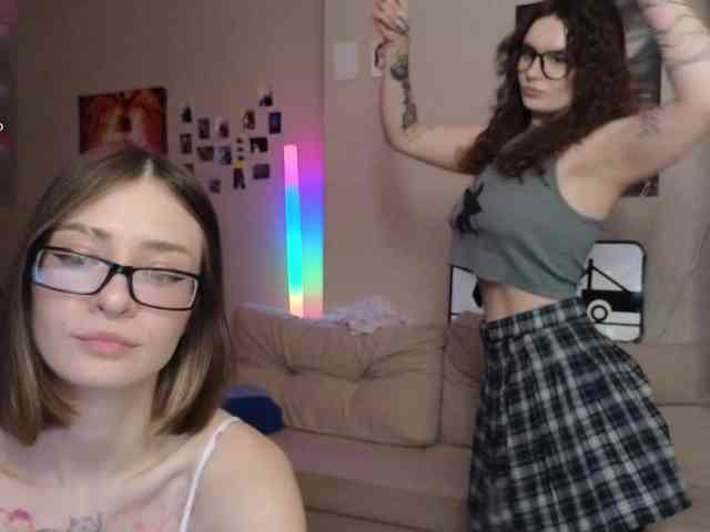 MaoandLulu webcam