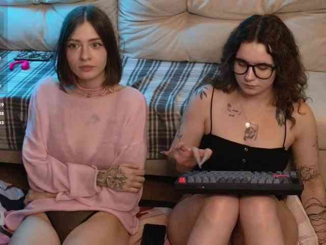 MaoandLulu webcam