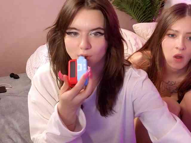 MaoandLulu Live Webcam on BongaCams