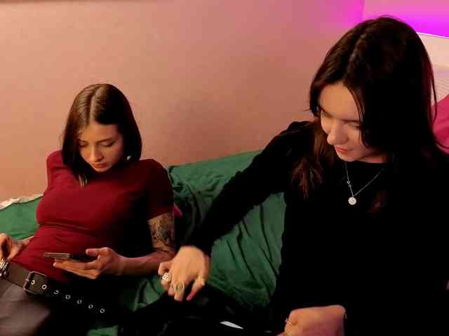 MaoandLulu Live Webcam on BongaCams