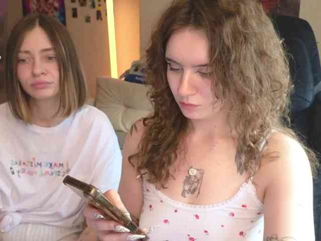 MaoandLulu webcam