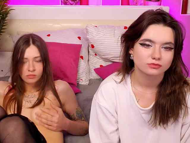 online web cam show MaoandLulu