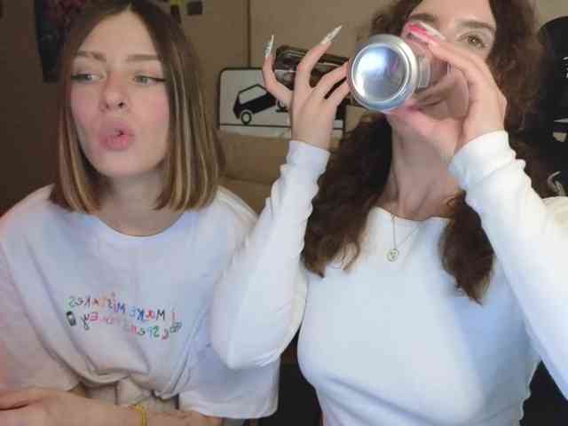 MaoandLulu webcam