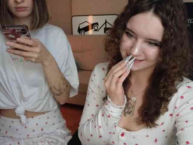 MaoandLulu webcam