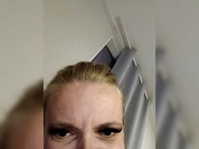 AstahichAlena's BongaCams show and profile