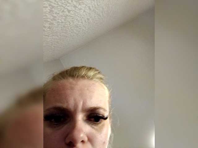 AstahichAlena's BongaCams show and profile