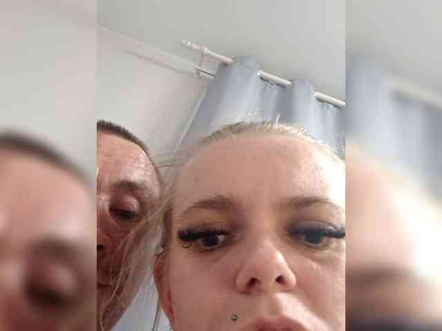 AstahichAlena webcam