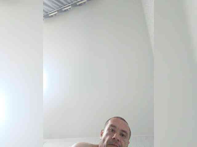 Adrenalinki0816 webcam