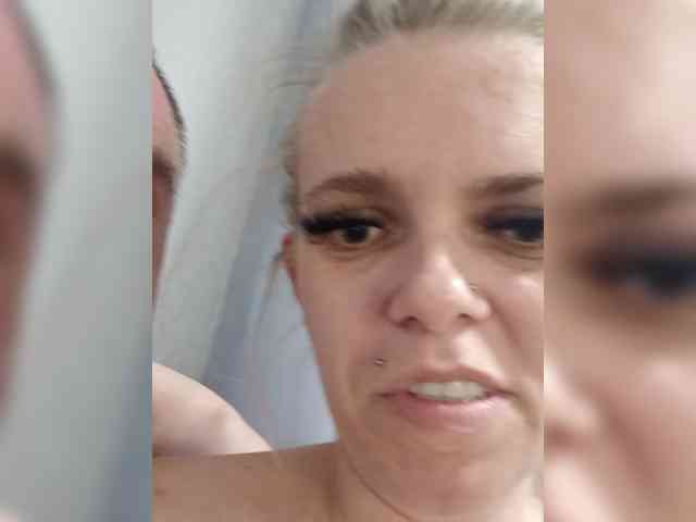 AstahichAlena webcam