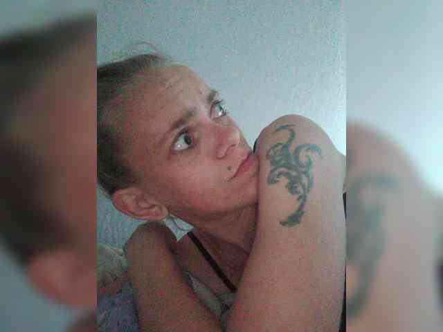 Adrenalinki0816 webcam