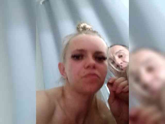 AstahichAlena webcam