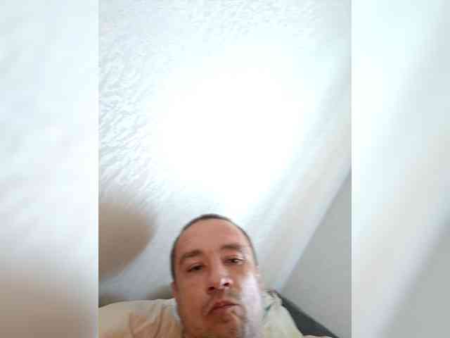 AstahichAlena webcam