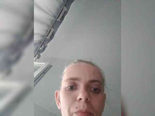 Adrenalinki0816 webcam
