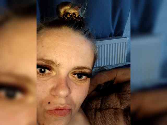 AstahichAlena webcam