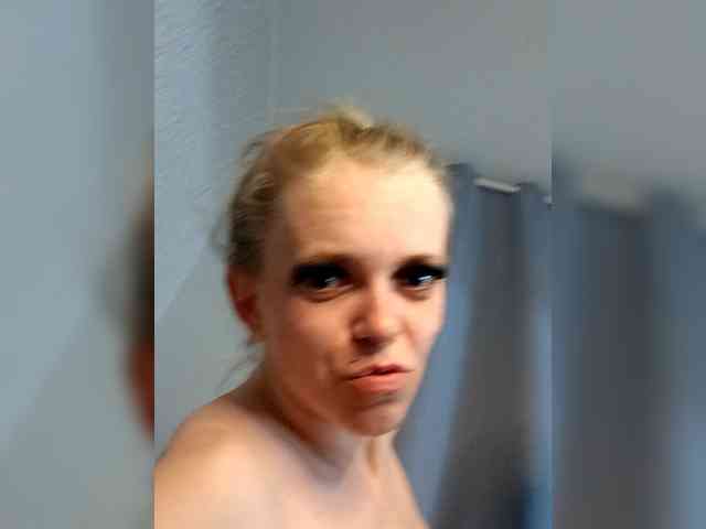 AstahichAlena webcam