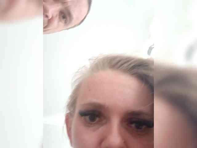 AstahichAlena webcam