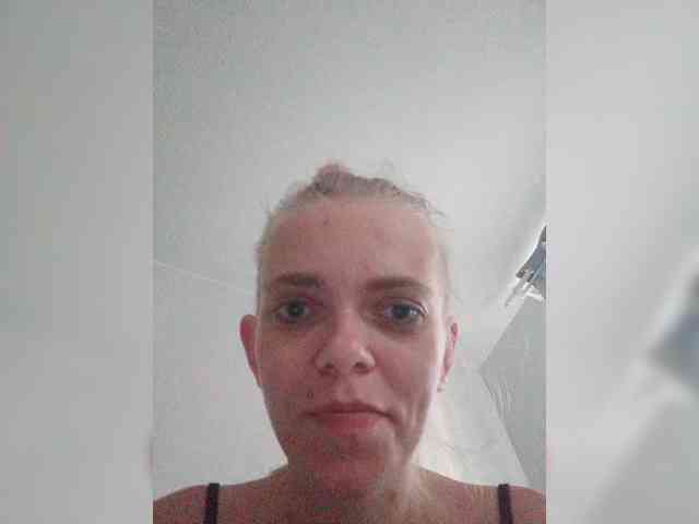 Adrenalinki0816 webcam