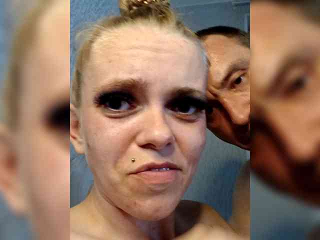 AstahichAlena webcam