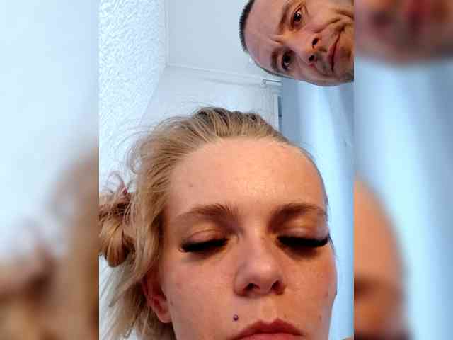 AstahichAlena webcam