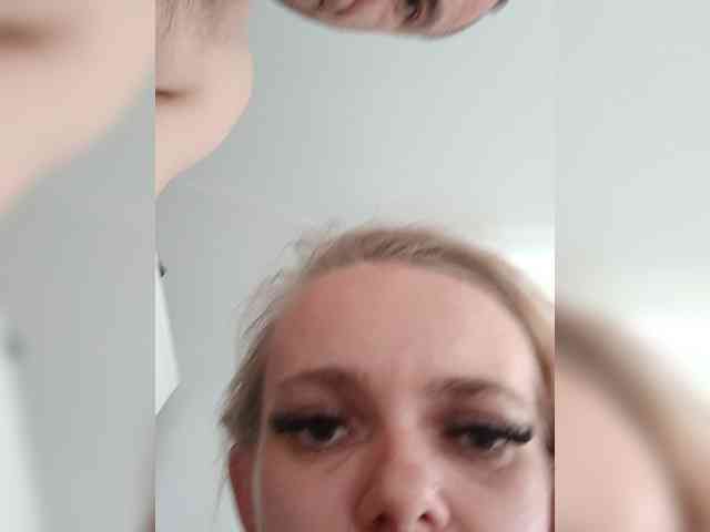 AstahichAlena webcam