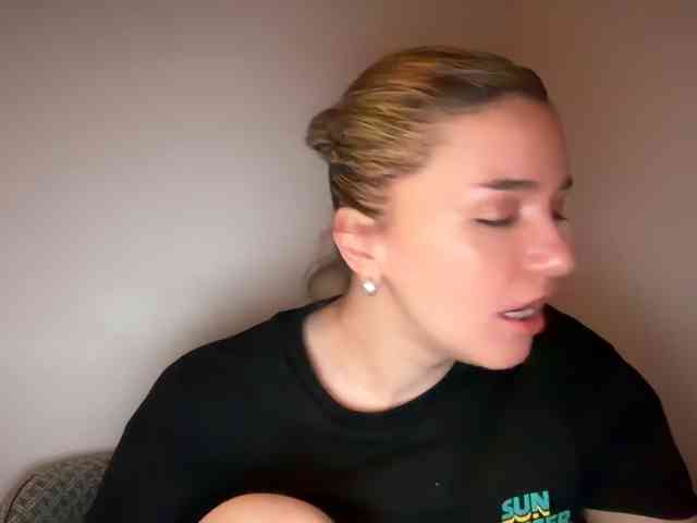 Samanthaaashow webcam