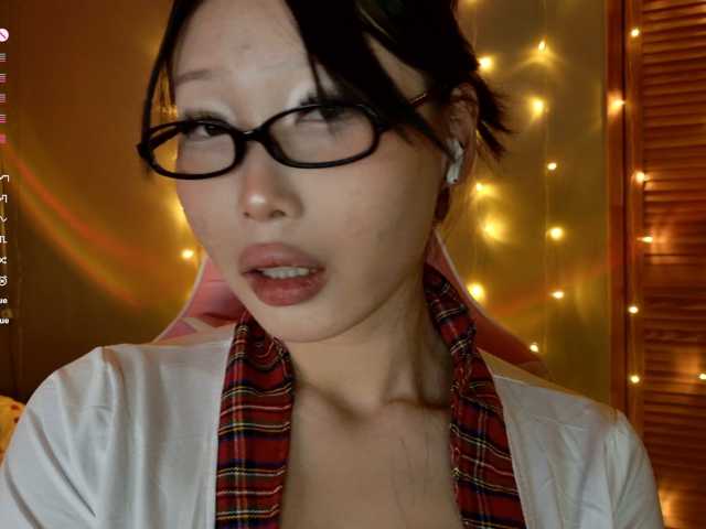 darsya live cam on BongaCams
