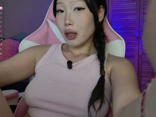 darsya live cam on BongaCams