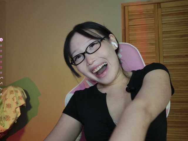 darsya live cam on BongaCams